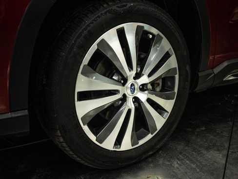 Used 2019 Subaru Ascent Touring AWD/4WD image 3