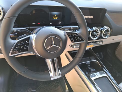 New 2026 Mercedes-Benz GLA 250 image 17
