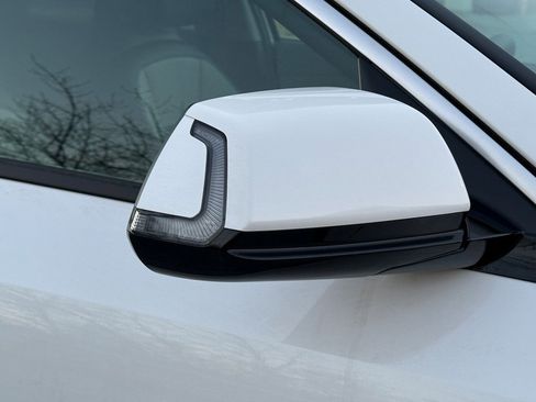 New 2025 Kia Niro Wave w/ Wave Preserve Package image 9