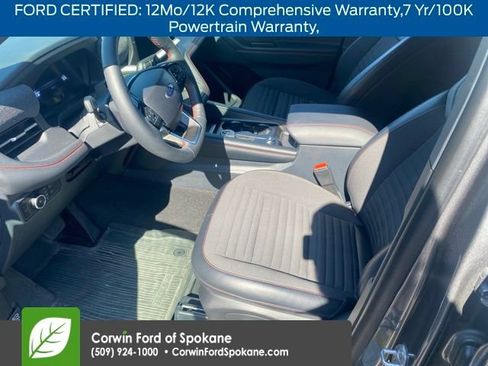 Used 2025 Ford Explorer ST-Line AWD/4WD image 2