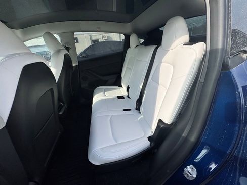 Used 2024 Tesla Model Y Long Range image 14
