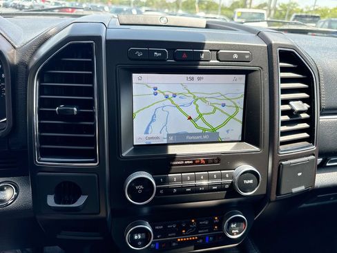 Used 2020 Ford Expedition Limited AWD/4WD image 18