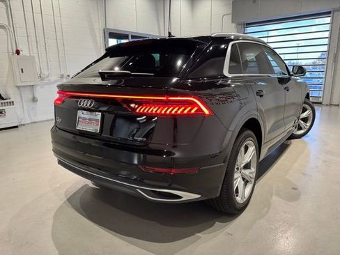 Used 2022 Audi Q8 Premium Plus image 4
