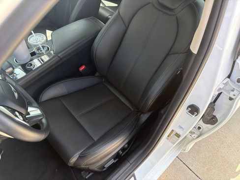 Used 2026 Genesis G70 2.5T AWD/4WD image 12