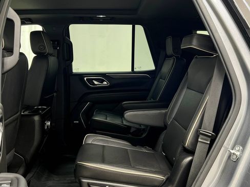Used 2021 GMC Yukon SLT w/ SLT Premium Package AWD/4WD image 35