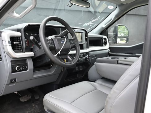 Used 2026 Ford F250 XL image 14