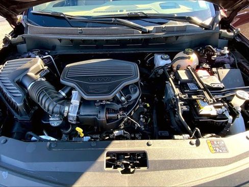 Used 2022 Cadillac XT6 Premium Luxury w/ Platinum Package image 9