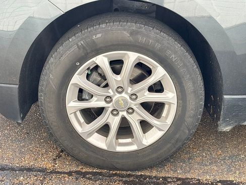 Used 2020 Chevrolet Equinox LT image 25