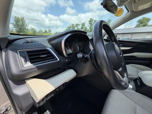 Used 2019 Subaru Ascent Premium AWD/4WD image 11