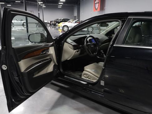 Used 2016 Cadillac ATS Luxury w/ Safety and Security Package RWD image 9