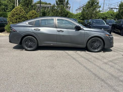 New 2026 Nissan Sentra SV w/ Floor Mat Package FWD image 8