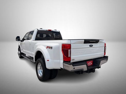 Used 2022 Ford F350 Lariat w/ Lariat Ultimate Package AWD/4WD image 3