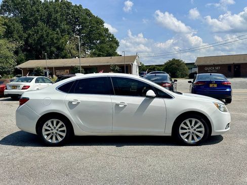 Used 2016 Buick Verano FWD image 8