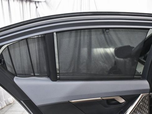 Used 2025 BMW i5 M60 w/ Executive Package image 14