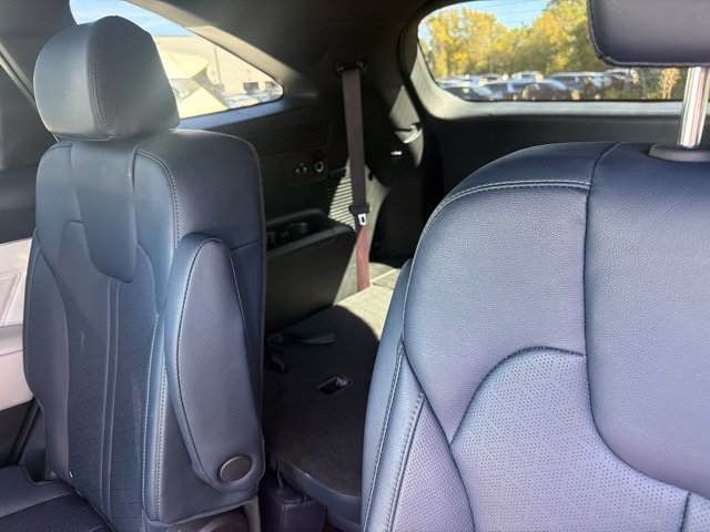 Used 2023 Kia Sorento SX Prestige AWD/4WD image 16