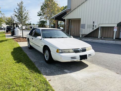 Used 1995 Mercury Cougar XR7 image 3
