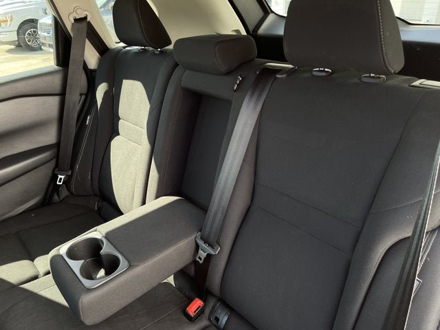 Used 2024 Nissan Rogue S FWD image 19