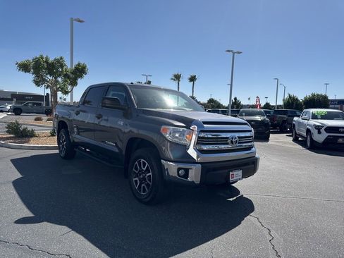 Certified 2017 Toyota Tundra SR5 w/ TRD Off Road Package AWD/4WD image 4