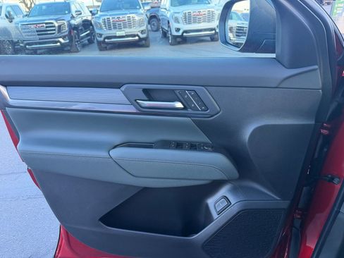 New 2026 GMC Terrain AT4 w/ Convenience Package III AWD/4WD image 24