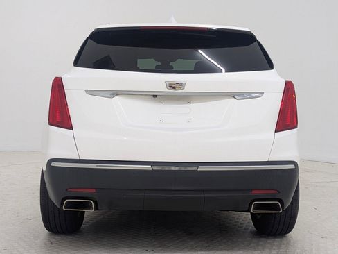 Used 2017 Cadillac XT5 Luxury w/ Driver Awareness Package image 9