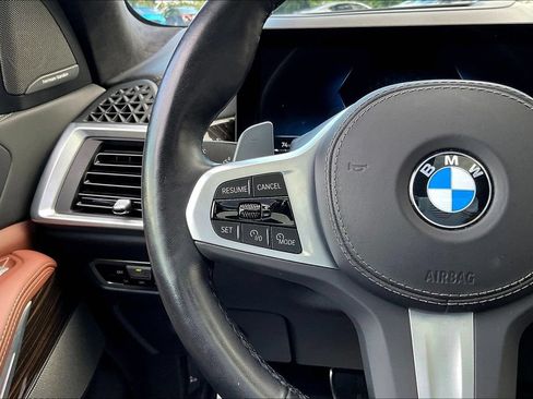 Used 2023 BMW X7 xDrive40i AWD/4WD image 10