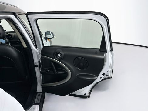 Used 2016 MINI Cooper Countryman FWD image 28