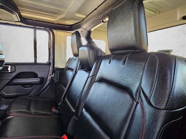 Used 2021 Jeep Wrangler Unlimited Rubicon AWD/4WD image 16