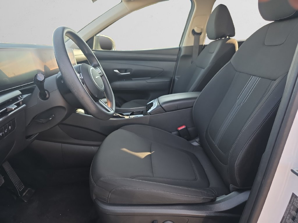 Used 2025 Hyundai Tucson SEL AWD/4WD image 10