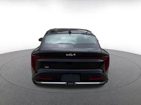 Used 2025 Kia K4 LXS image 7