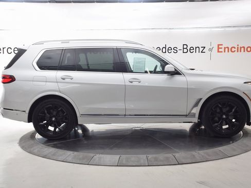 Used 2023 BMW X7 xDrive40i w/ Parking Assistance Package image 7