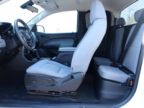 Used 2017 Chevrolet Colorado W/T w/ WT Convenience Package image 6