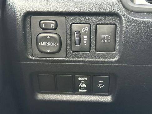 Used 2022 Toyota 4Runner SR5 Premium w/ Moonroof Package image 40