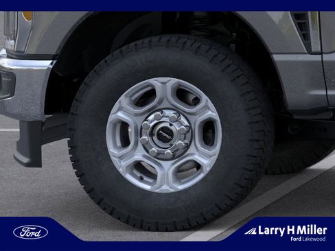New 2026 Ford F350 XLT AWD/4WD image 19