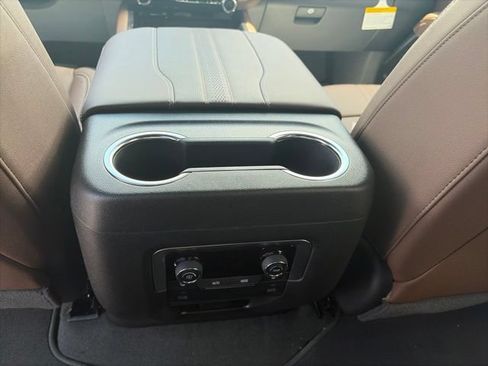 New 2026 Chevrolet Tahoe High Country w/ Sun And Tow Package AWD/4WD image 13
