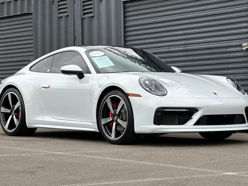 Certified 2022 Porsche 911 Carrera image 10