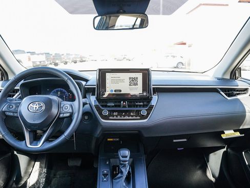 New 2026 Toyota Corolla Cross LE FWD image 15