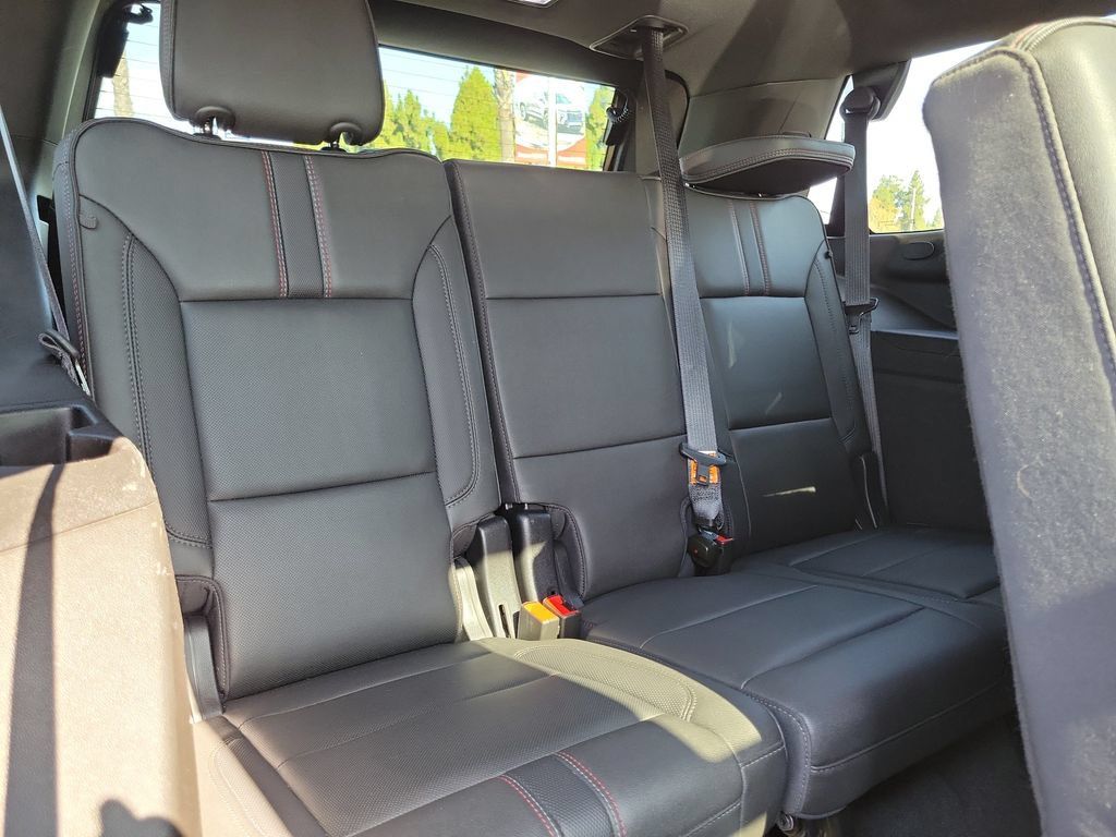 Used 2023 Chevrolet Tahoe RST AWD/4WD image 22