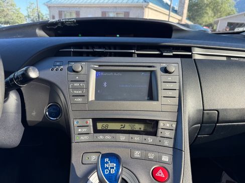 Used 2015 Toyota Prius Two FWD image 13