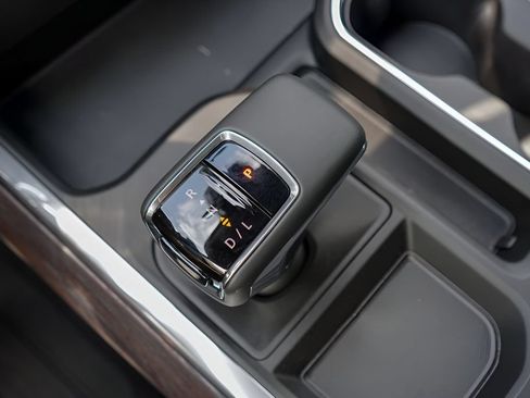 New 2026 GMC Sierra 1500 SLT RWD image 14