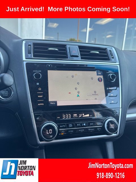 Used 2018 Subaru Outback 3.6R Touring AWD/4WD image 11