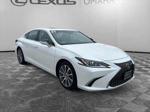 Certified 2021 Lexus ES 250 w/ Premium Package image 1