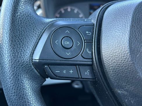 Used 2024 Toyota Corolla Cross L image 19