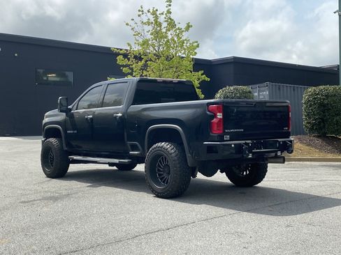 Used 2023 Chevrolet Silverado 2500 LTZ image 15