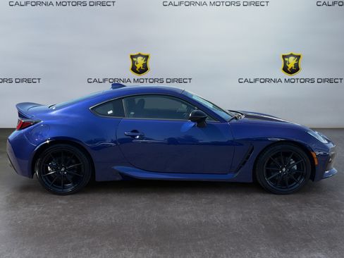 Used 2022 Toyota GR86 Premium w/ ALL Weather Mat Package (TMS) RWD image 4