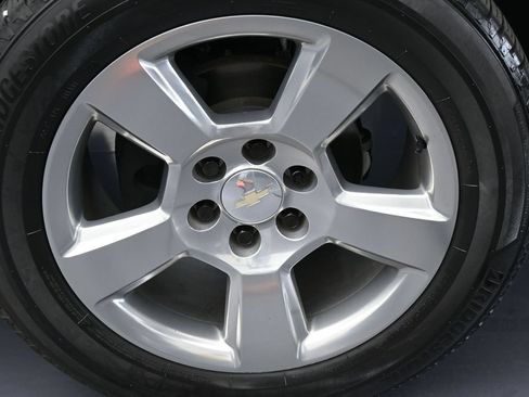 Used 2018 Chevrolet Silverado 1500 LT w/ All Star Edition RWD image 41