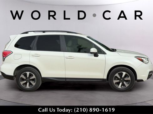 Used 2017 Subaru Forester 2.5i Premium w/ All-Weather Package image 17