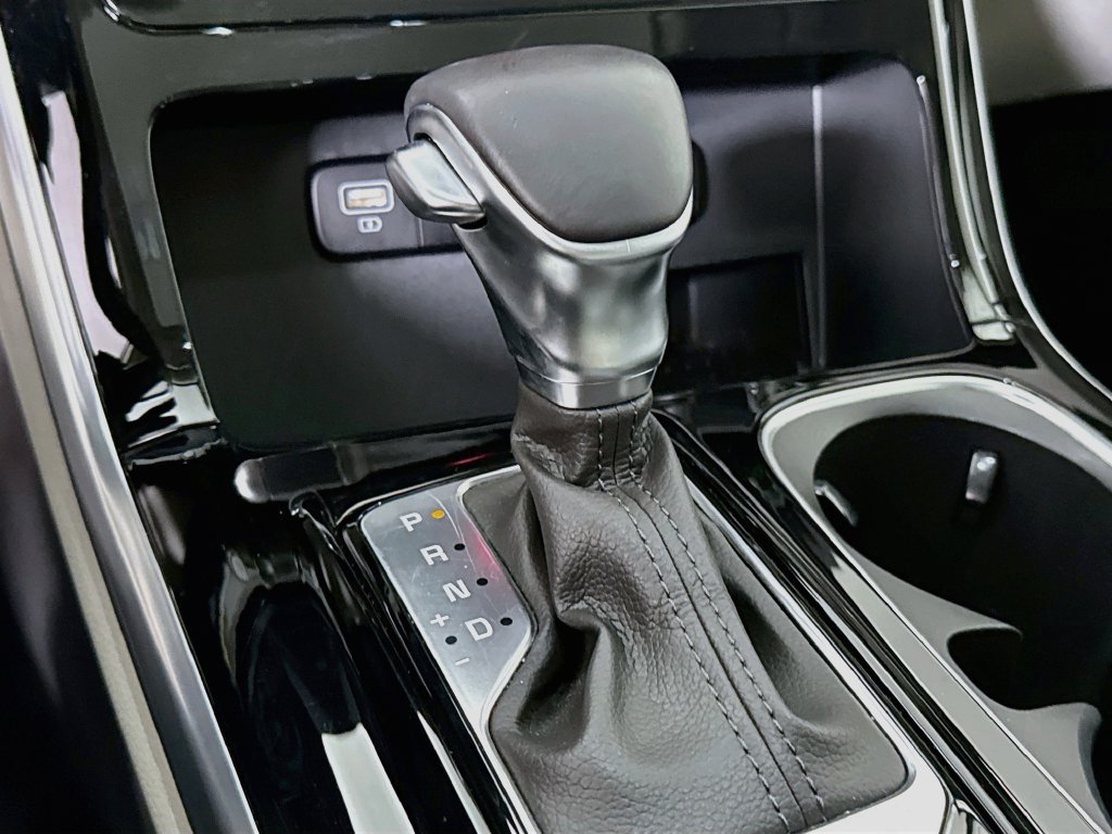 Used 2024 Kia Carnival SX Prestige FWD image 11