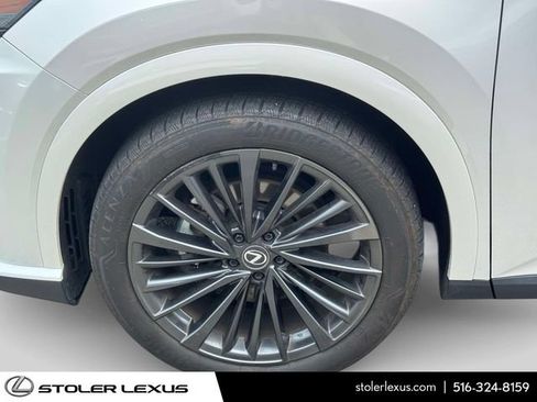 Used 2024 Lexus RX 350 Premium w/ Cold Area Package AWD/4WD image 15