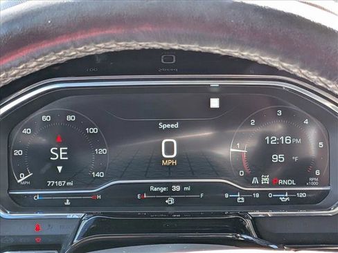 Used 2022 GMC Sierra 1500 SLE image 11