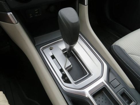 Used 2022 Subaru Forester image 23